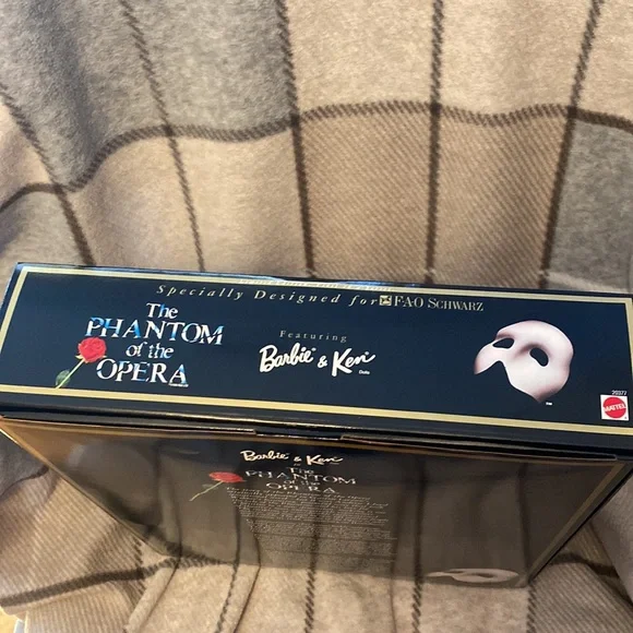 Barbie and Ken Phantom of the Opera Fao Schwartz Limited Collectible Edition - Picture 6 of 8